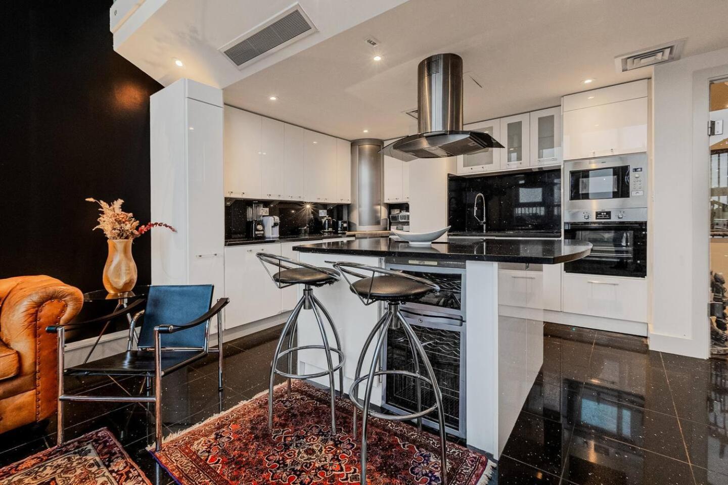 London Canary Wharf Riverside Penthouse Apartment ภายนอก รูปภาพ